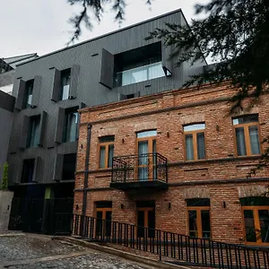  Апартаменты Serviced Designed By Urban 17 Грузия