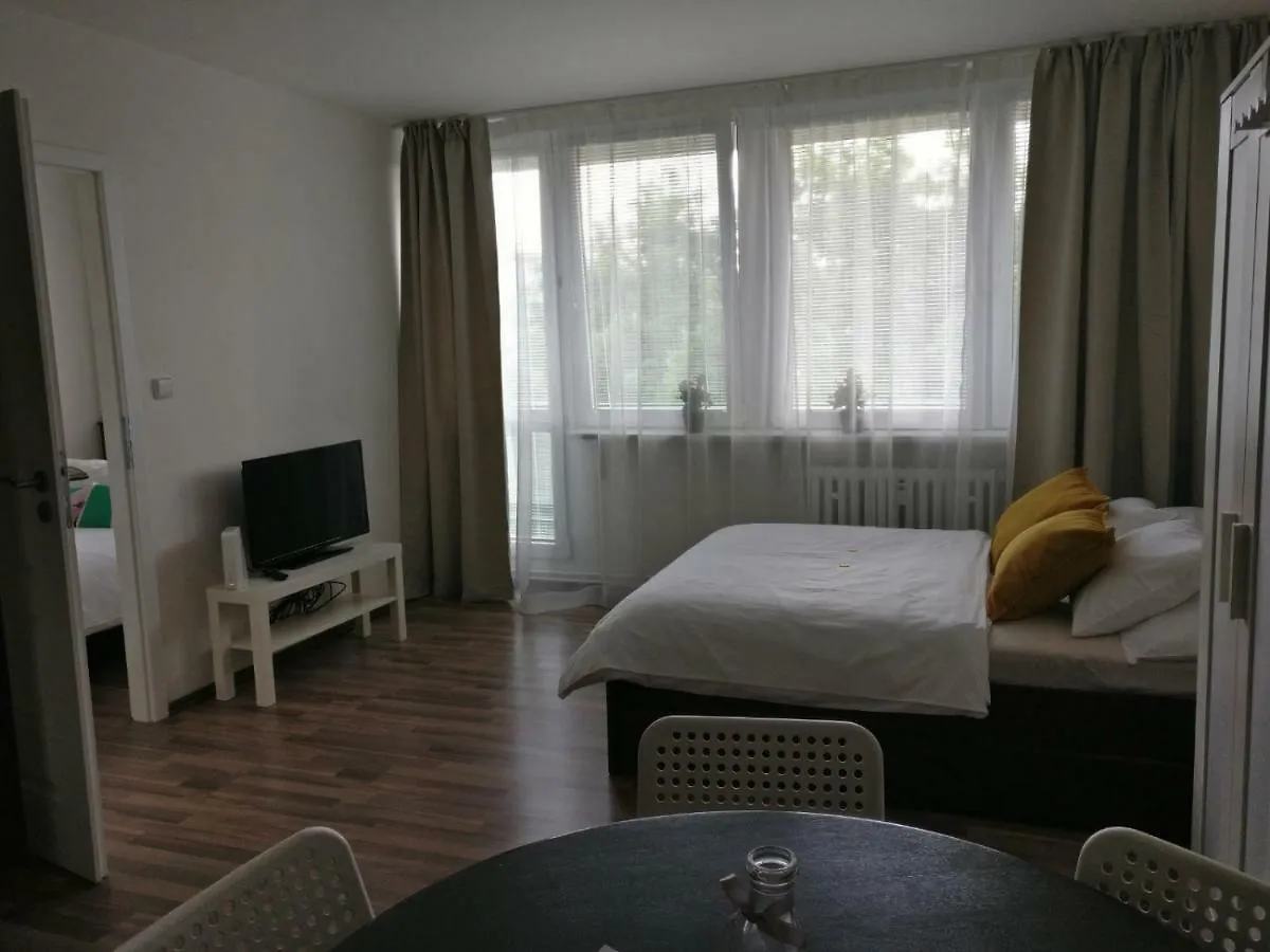 Invalidovna Apartment براغ 0*,